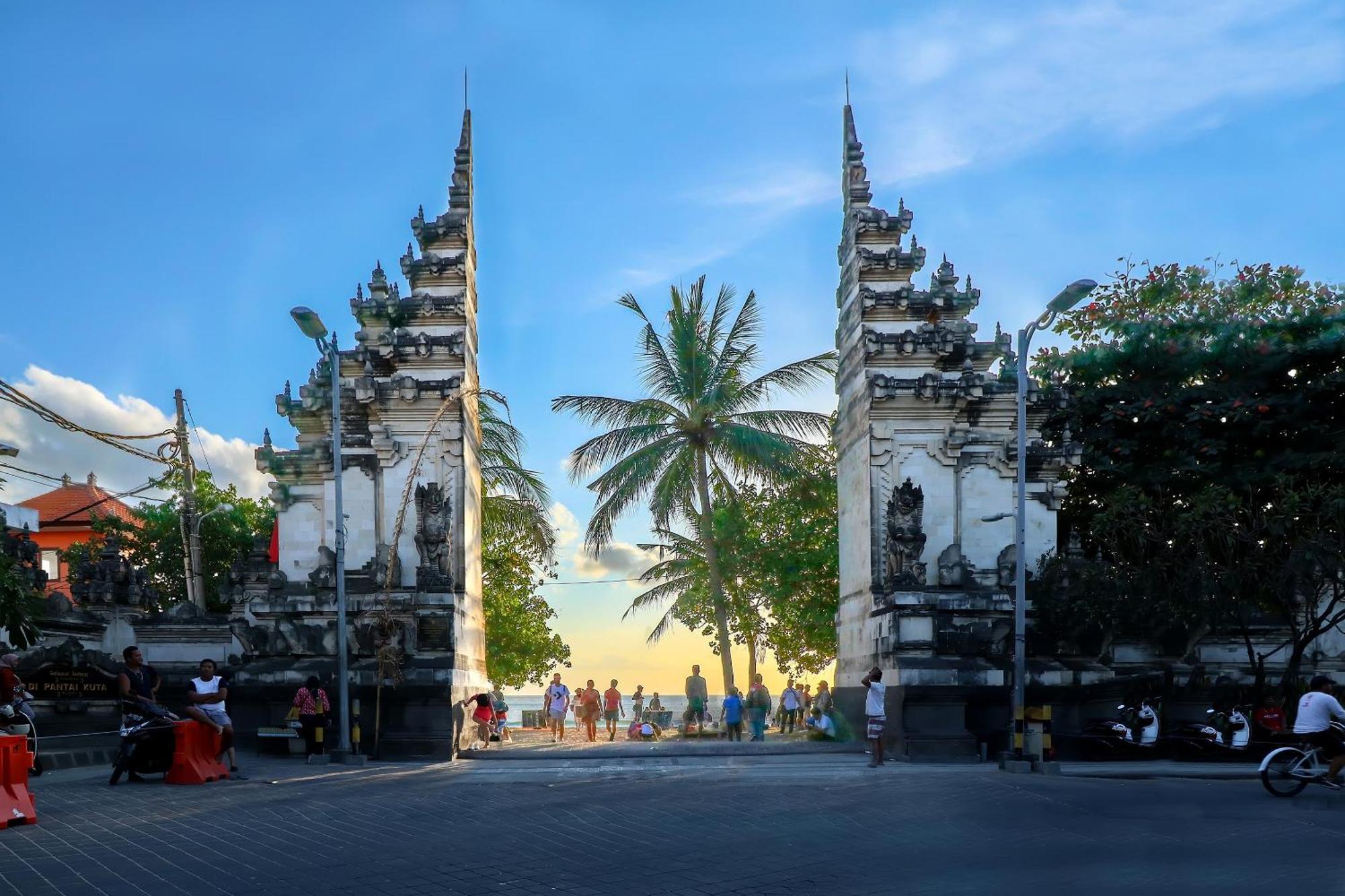 Hotel Super Oyo 3118 Maxi Budget Kuta (Bali)