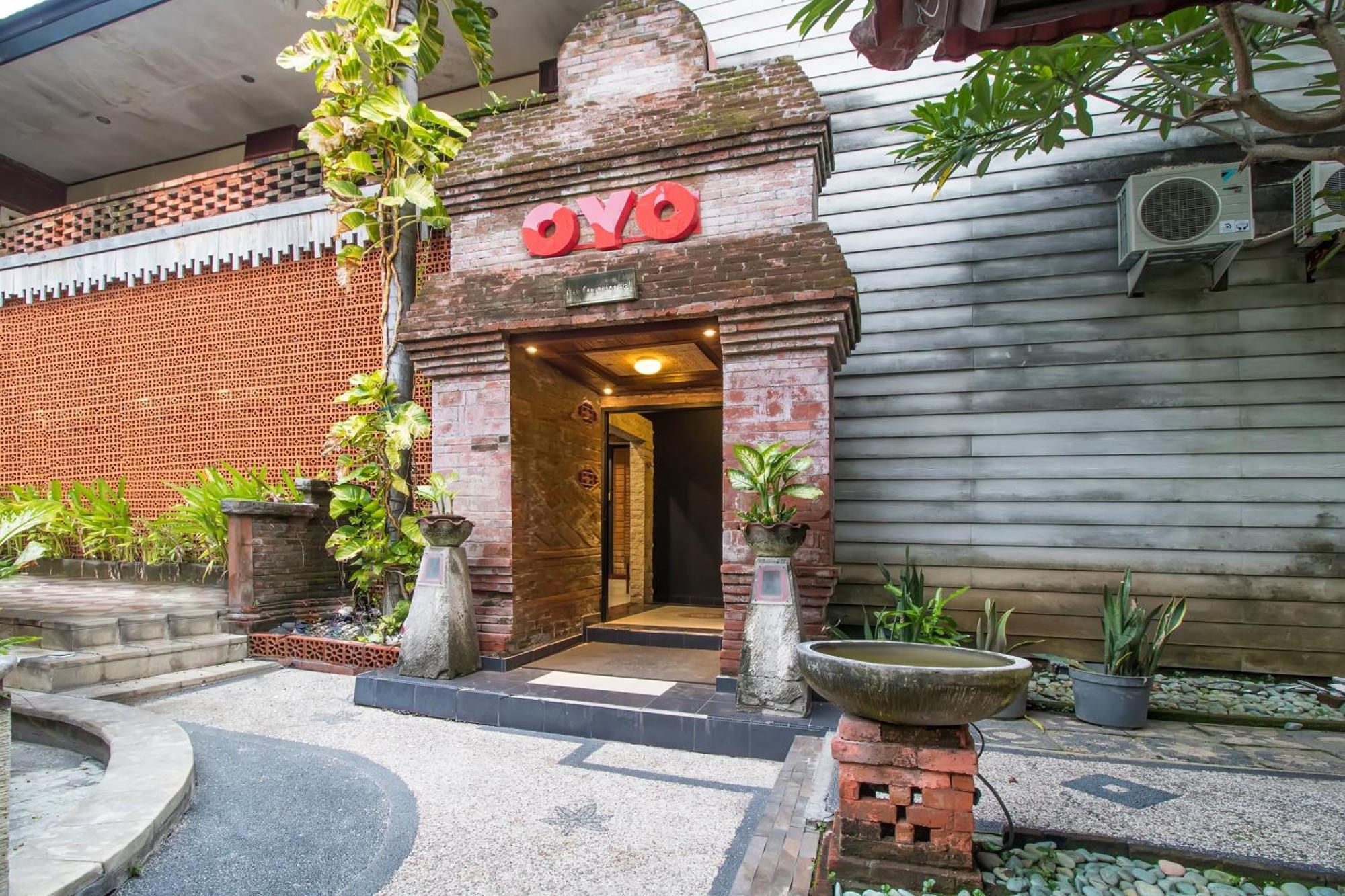 Super Oyo 3118 Maxi Budget Hotel 2*